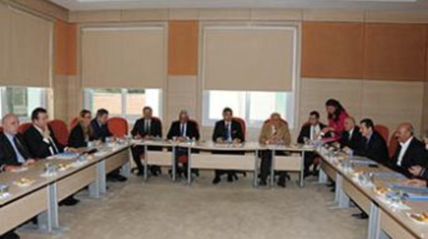 MTOSB y&ouml;netimi ve m&uuml;teşebbis heyeti Tarsus&rsquo;ta toplandı