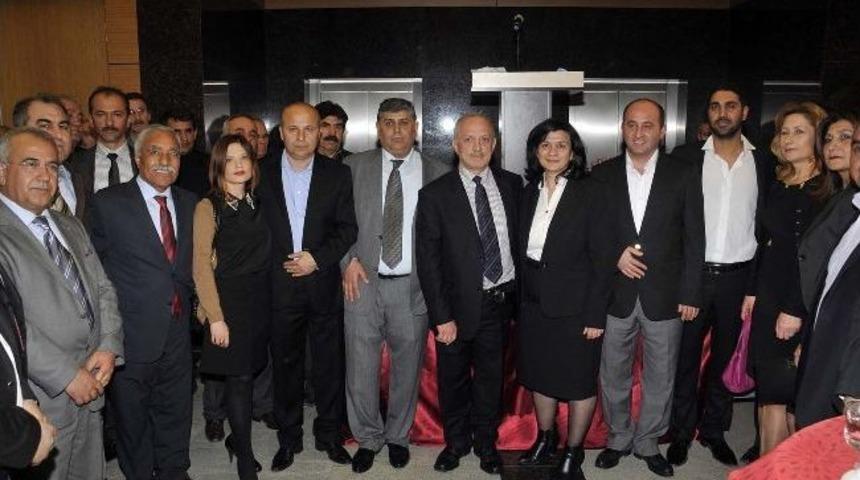 Chp Yenimahalle İl&ccedil;e Y&ouml;neticileri Tanışma Toplantısında Birlik Mesajı Verdi