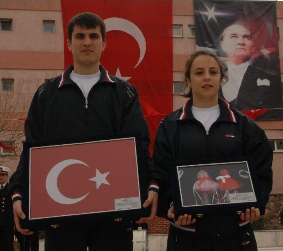 Kutsal Emanetler Yola &Ccedil;ıktı