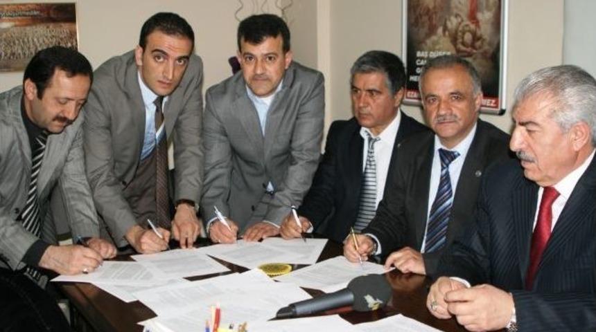 T&uuml;rk Eğitim-sen&rsquo;den İmza Kampanyası