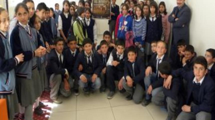 Taş Mektep Develi'de Yoğun Ilgi G&ouml;rd&uuml;