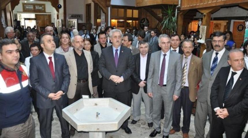 Öğrencilerden Takı Ve Grafik Tasarım Sergisi