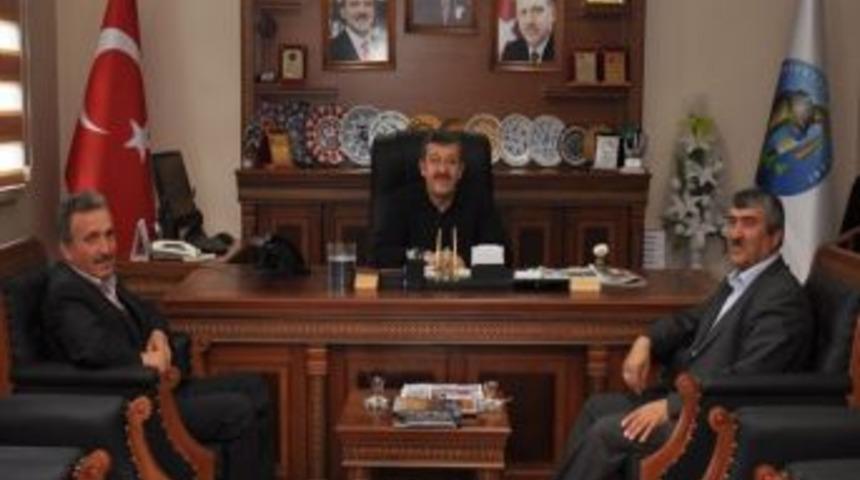 Servis&ccedil;iler Kooperatifinden Başkan Baş&rsquo;a Ziyaret