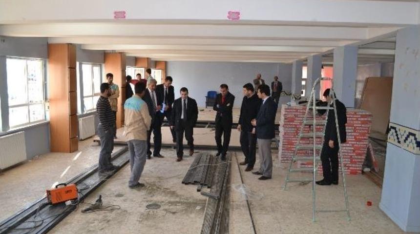 Hilvan&rsquo;a Modern Konferans Salonları Yapılıyor