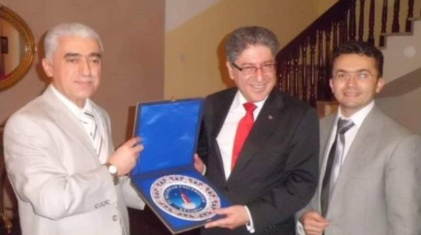 Dp&uuml; T&uuml;rk Eğitim Fuarı'nda