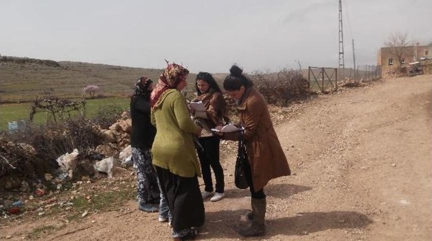 Bakan Şimşek'in K&ouml;y&uuml;nde Kadınlara Hukuksal Haklar Anlatıldı