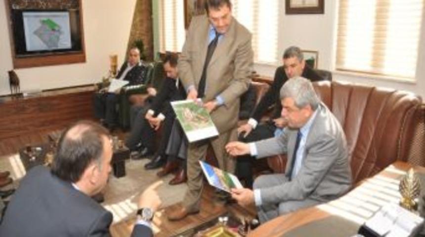 Kartepe'nin Kent Merkezi Şekilleniyor