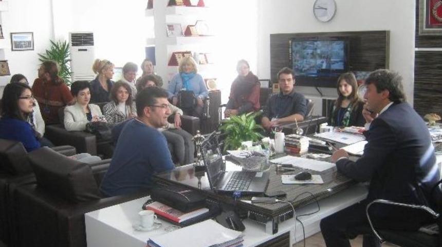 K&uuml;lt&uuml;rlerin Avrupalı Kaşifleri B&uuml;nyan&rsquo;da Buluştu