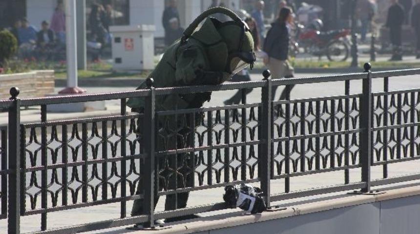 Antakya'da K&ouml;pr&uuml;de Ş&uuml;pheli Poşet Paniği