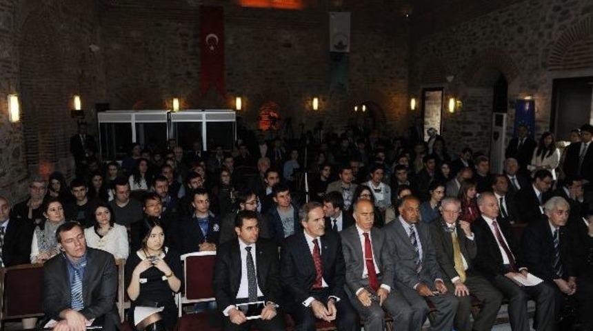 &ldquo;ipek Yolu K&uuml;lt&uuml;rleri Kaynaştıran Bir Bağdır&rdquo;