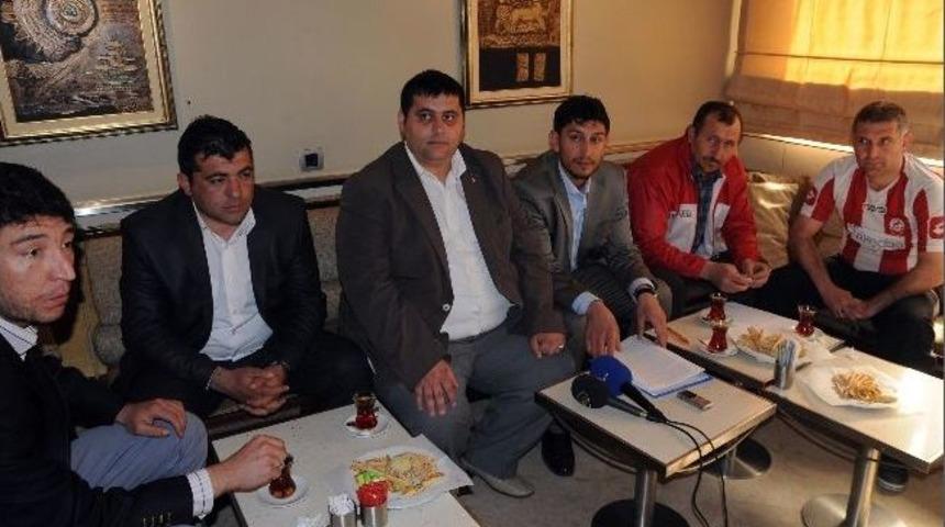 Taraftarlardan Destek &Ccedil;ağrısı