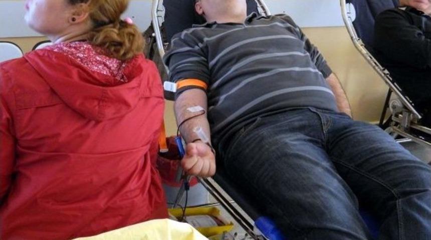 &Ccedil;an Termik Santrali Personelinden Kan Bağışı