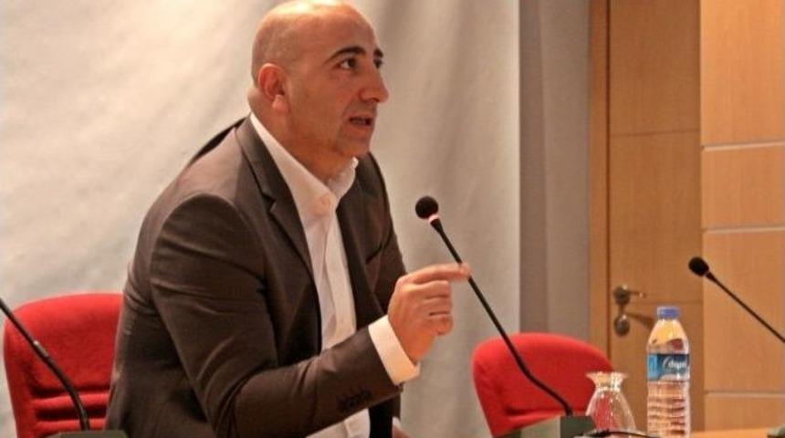 Dr. Hulki Aşır, Tıbbi Sekreter Adaylarını Bilgilendirdi