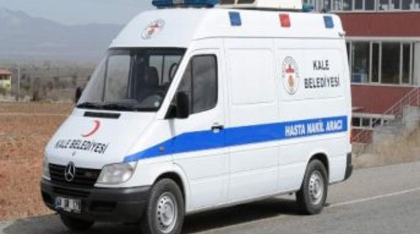 Kale Belediyesi Tıp Bayramı'nda Hasta Nakil Aracı Aldı