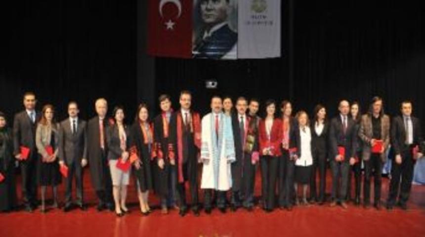 Sel&ccedil;uk Tıp&rsquo;ta C&uuml;bbe Heyecanı