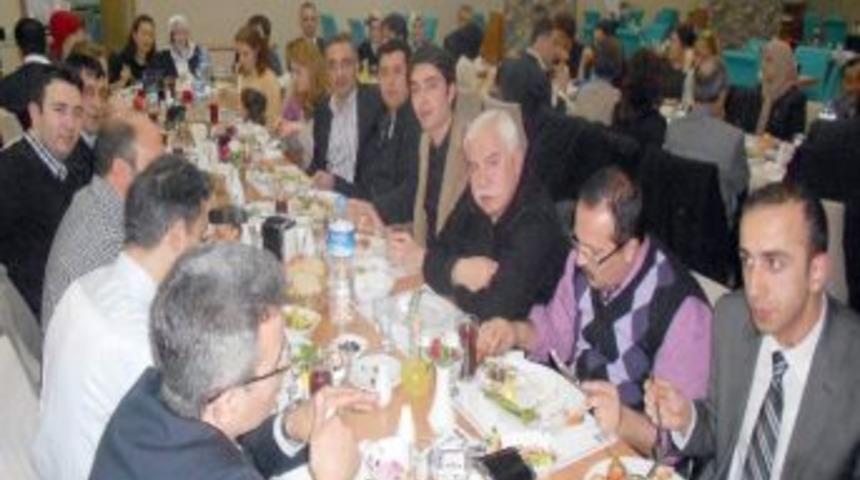 Tayini &Ccedil;ıkan &Ouml;ğretmenlere Veda Yemeği