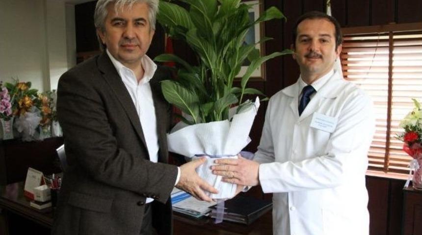 Başkan Salih Hızlı, Tıp Bayramı'nı Kutladı