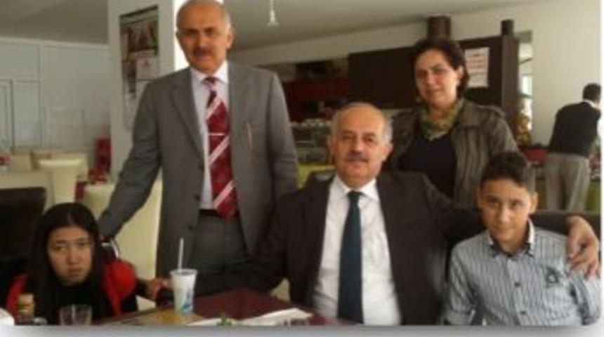 İl&ccedil;e Milli Eğitim M&uuml;d&uuml;r&uuml; Şahin, &Ouml;zel &Ouml;ğrencileri Ziyaret Etti