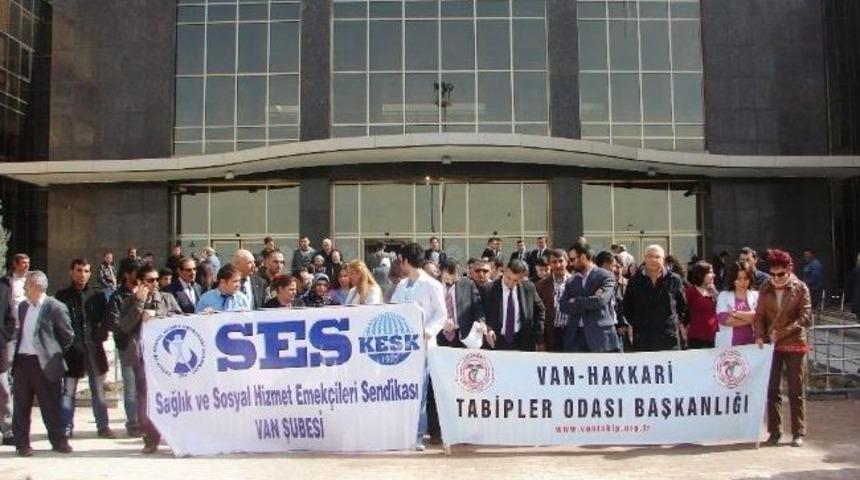 Van&rsquo;da Sağlıkta D&ouml;n&uuml;ş&uuml;m Programı&rsquo;na Tepki