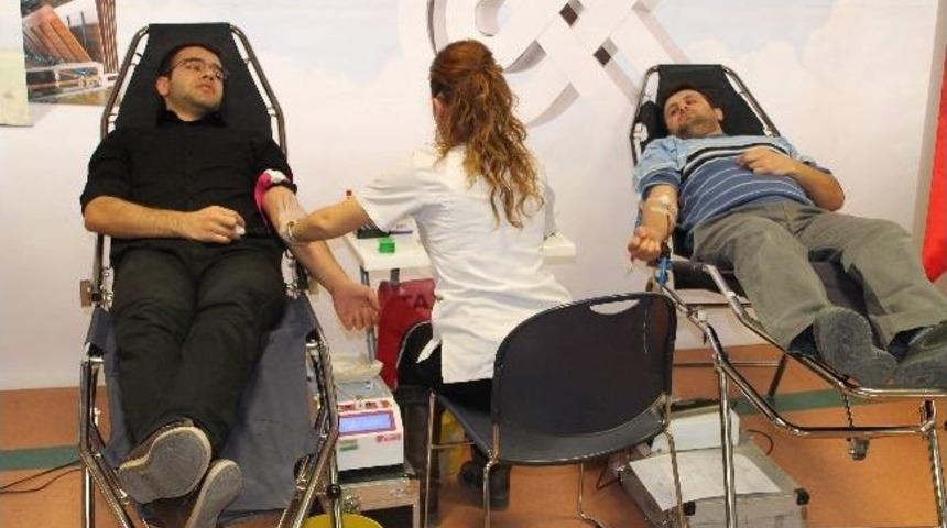 Kombassan&rsquo;dan Kızılay&rsquo;a Kan Bağışı