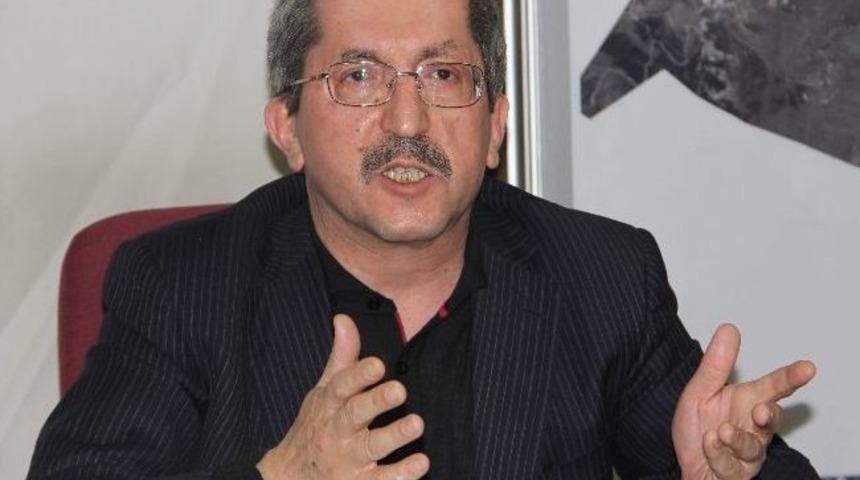 Başkan Vergili, Ak Parti İl&ccedil;e Başkanını İstifaya Davet Etti