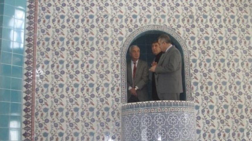 Kaymakam D&ouml;lek, Cami İnşaatını İnceledi