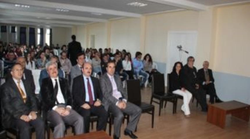 Burhaniye&rsquo;de Kişisel Gelişim Semineri İlgi G&ouml;rd&uuml;