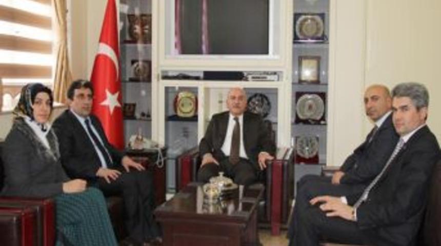 Sağlık&ccedil;ılardan Bayburt Valisi İpek&rsquo;e Ziyaret