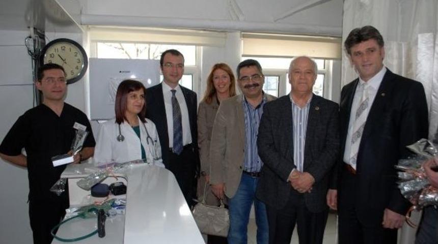 Akt&uuml;rk Doktorların Bayramını Kutladı