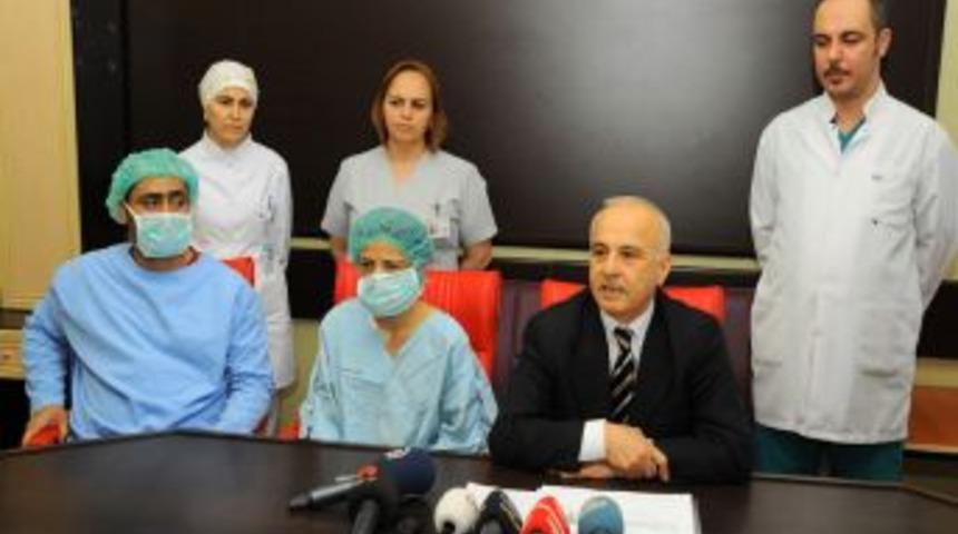 Eşine Doğum G&uuml;n&uuml;nde B&ouml;breğini Vererek Sağlık Hediye Etti