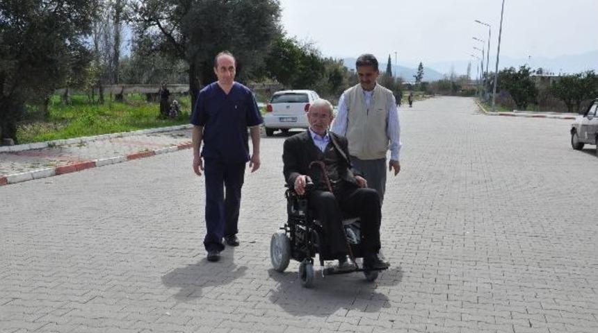 Başkan Alıcık, Talip &Ouml;zen&rsquo;i Sevindirdi