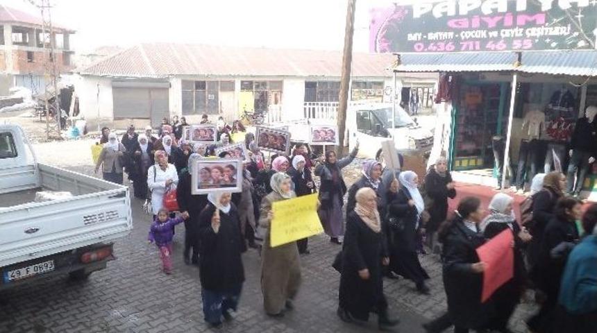 Varto&rsquo;da Kadınlar Şiddete Karşı Y&uuml;r&uuml;d&uuml;