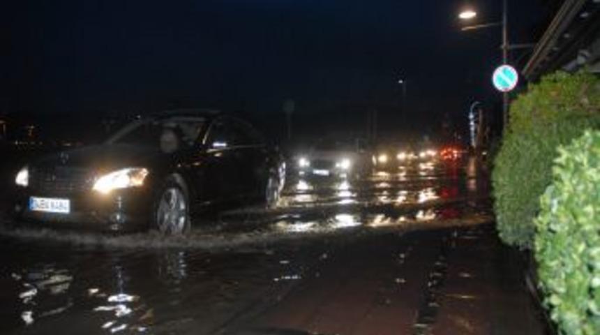 Lodos, Birinci Kordon&rsquo;u Sular Altında Bıraktı