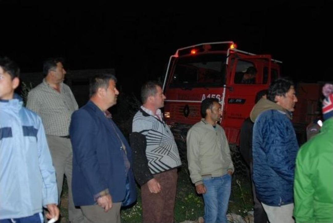 Fethiye&rsquo;de Şiddetli Fırtına Ormanı Yaktı