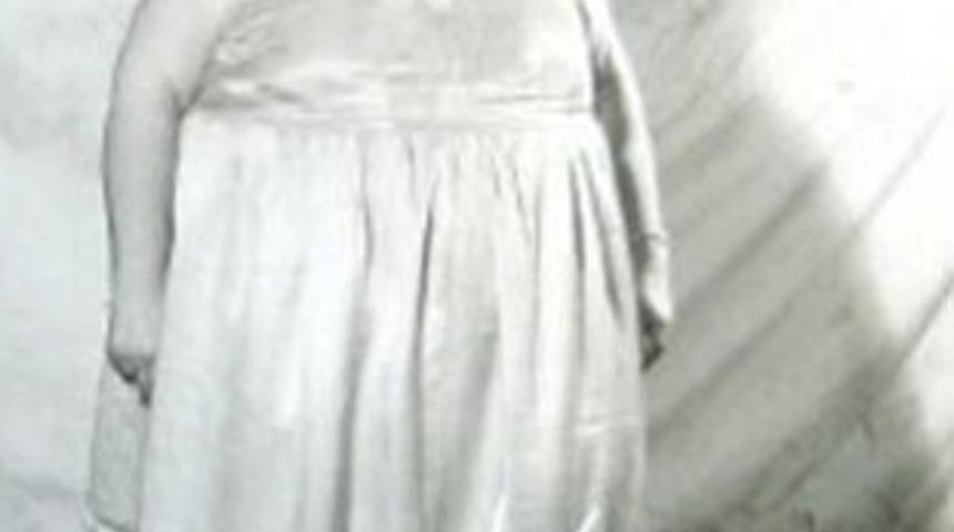 İki kere evlendi, sirklerde &ccedil;alıştı!