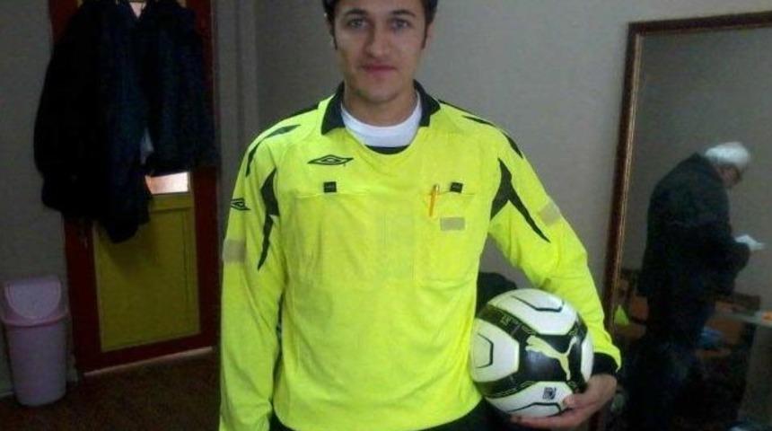 Hem Futbolcu Hem Hakem