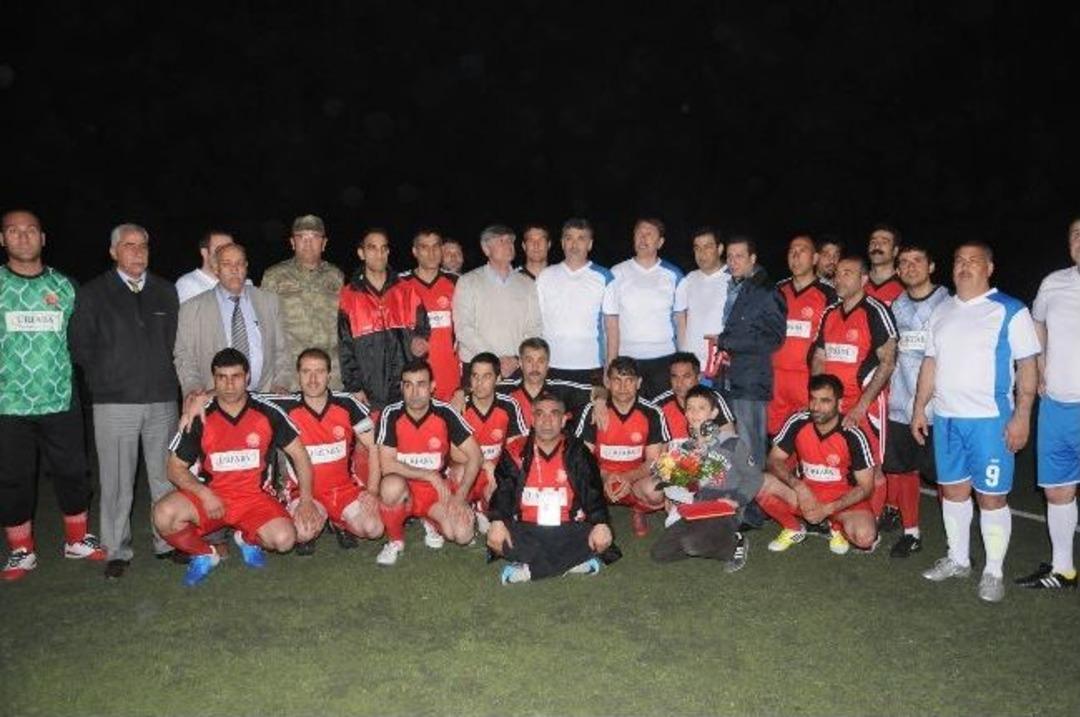 Şanlıurfa&rsquo;da 35 Yaş &Uuml;st&uuml; Futbol Ligi Başladı