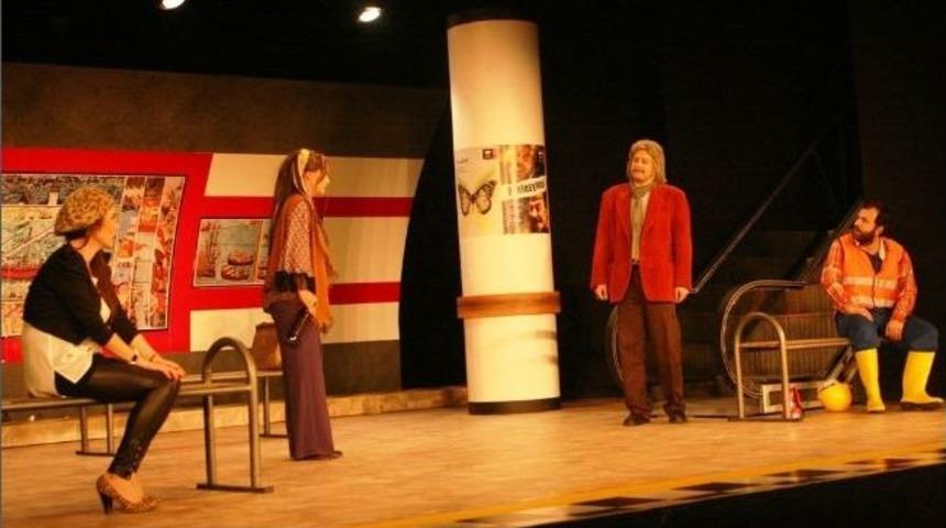 Van'da K&uuml;rt&ccedil;e Oyuna B&uuml;y&uuml;k İlgi