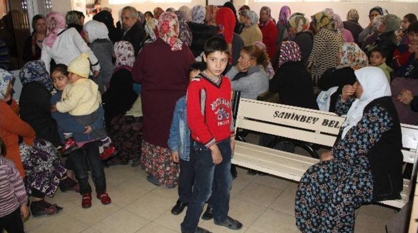 Uşşaki Vakfından Temizlik Malzemesi Yardımı