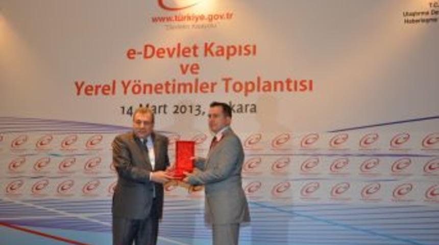 Bilecik Belediyesi 'E-Devlet Kapısını' A&ccedil;tı