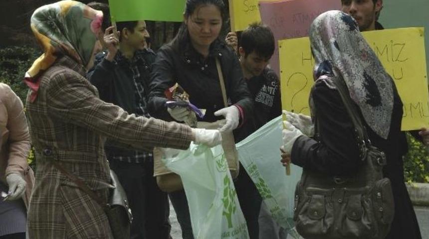 &Uuml;niversiteliler Kamp&uuml;s Temizliğinde