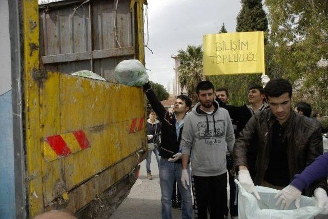 Üniversiteliler Kampüs Temizliğinde