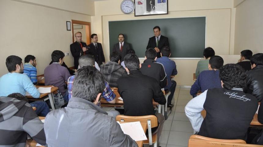 Pazarcık Belediye Başkanı Fem Dershanesi'ni Ziyaret Etti