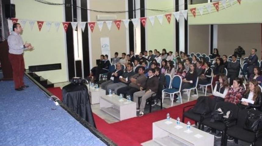 Kemer&rsquo;de &lsquo;ygs Motivasyon Semineri&rsquo; D&uuml;zenledi