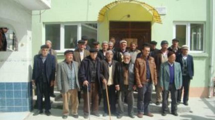 Simav'ın Ortaca K&ouml;yl&uuml;leri Camilerini Geri Istiyor