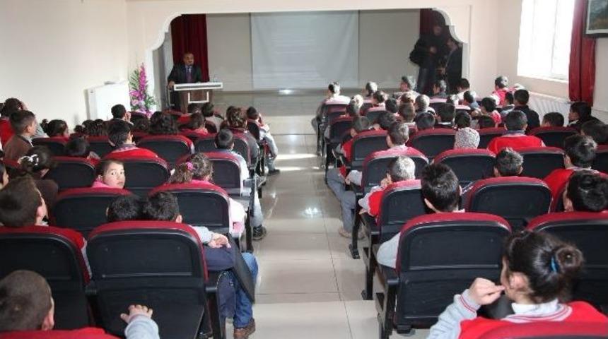 Ahlat&rsquo;ta &Ouml;ğrencilere &ldquo;kul Hakkı&rdquo; Anlatıldı