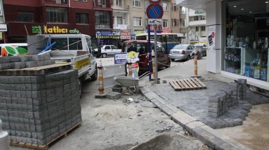 &Ccedil;ubuk'ta "engelsiz Kaldırım" D&uuml;zenlemesi