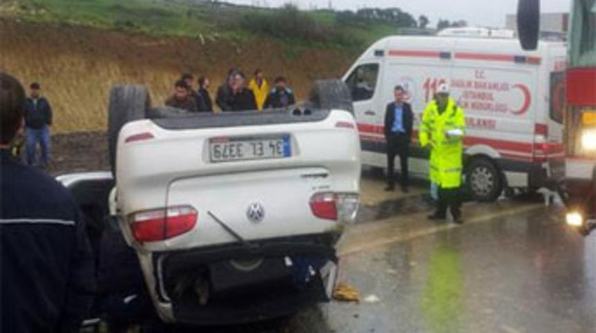 Pendik'te kaza: 2 &ouml;l&uuml;