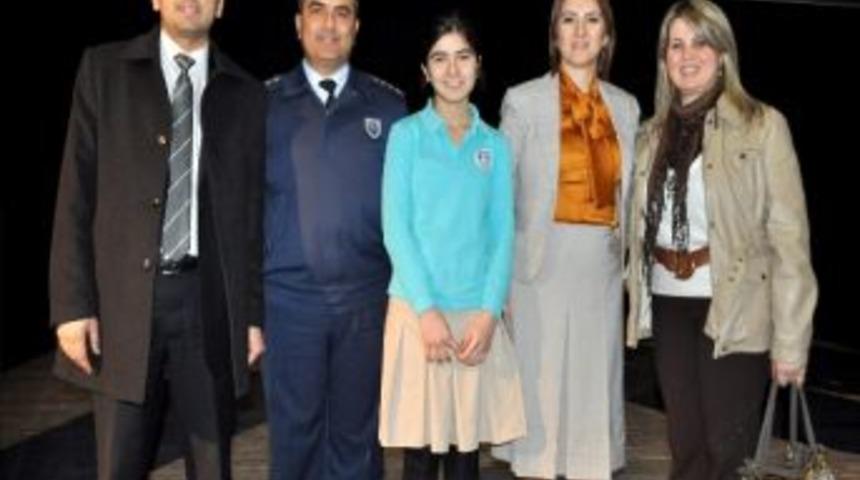 Erciyes Koleji &Ouml;d&uuml;le Doymuyor