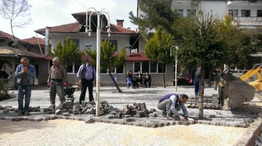 Yeşilbaşk&ouml;y&rsquo;de Bahar Hazırlığı